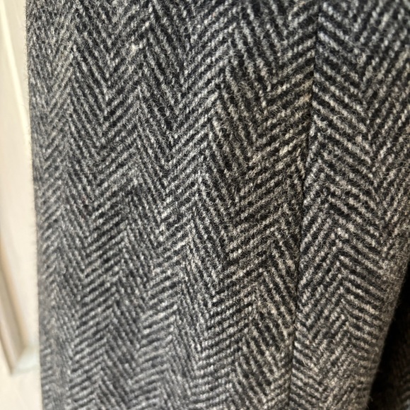 VTG Alorna Herringbone Gray Wool Blend Cape Black Trim Neck Scarf Union USA Made - Picture 4 of 15